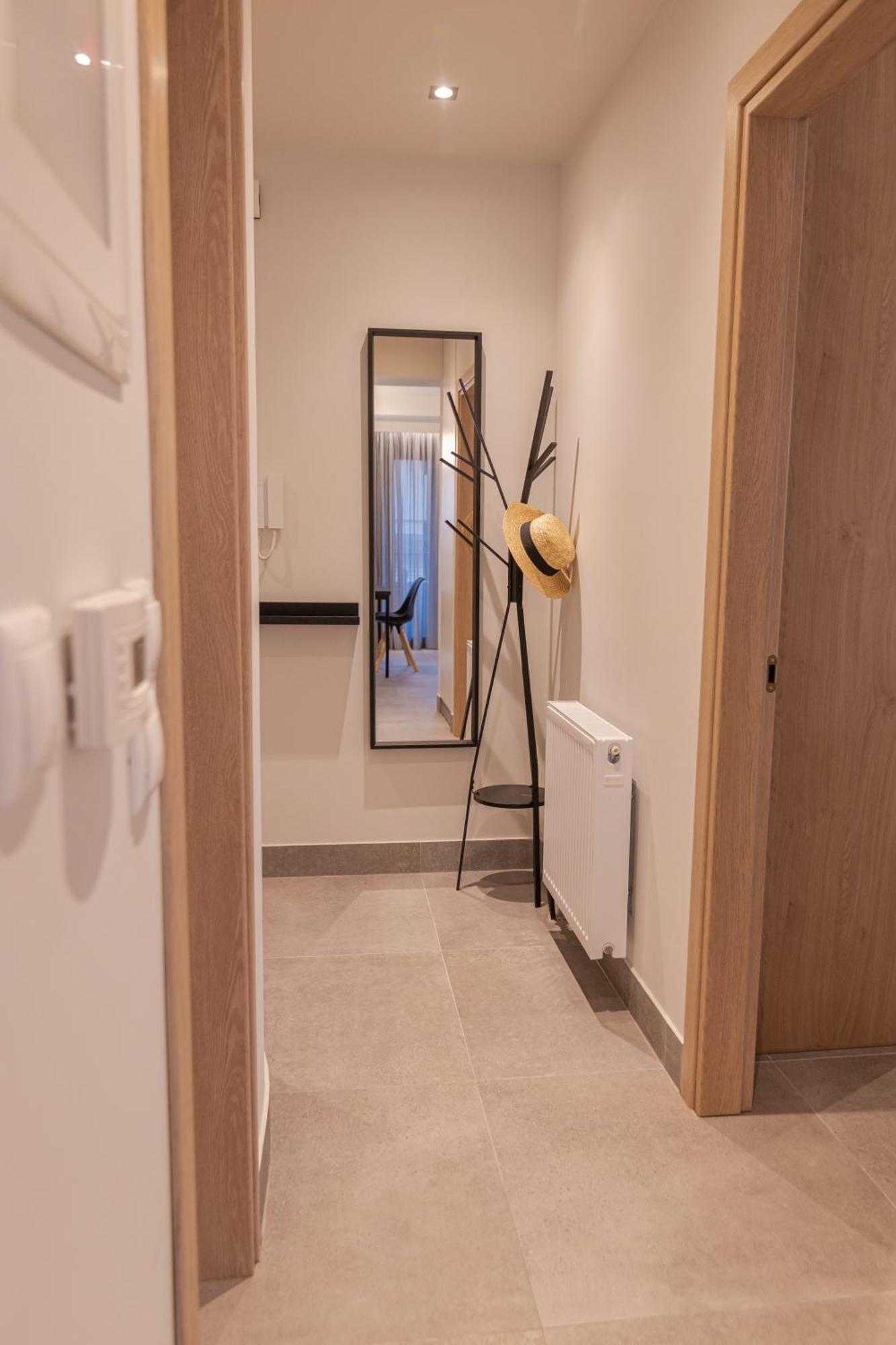 Aeson Premium Living Aparthotel Volos Exterior photo
